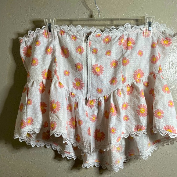 Shein white strapless top with pink flowers - Picture 1 of 4